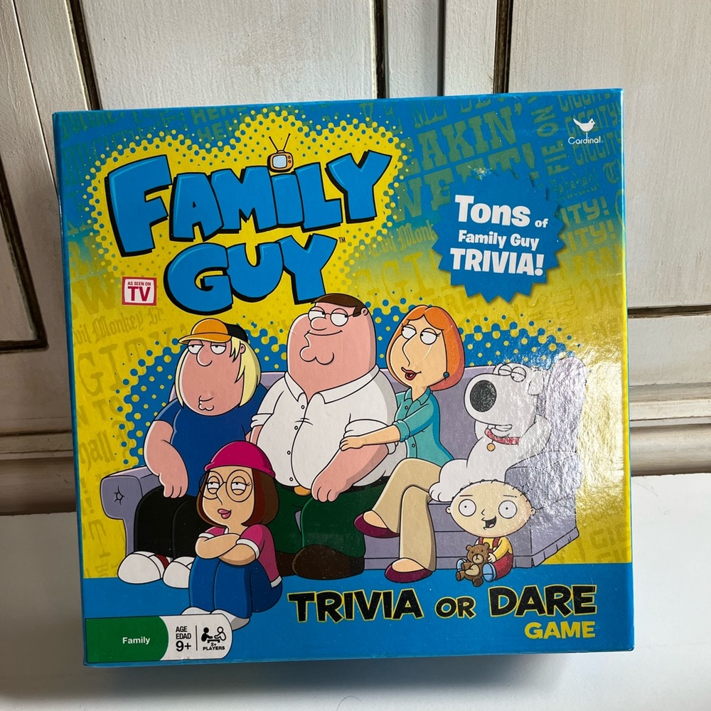 Family Guy TV Trivia or Dare Board Game 2011 Cardinal 2-4 players or teams rare